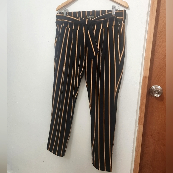 like an angel Pants - Like an Angel Multi Color Pants Size: Large